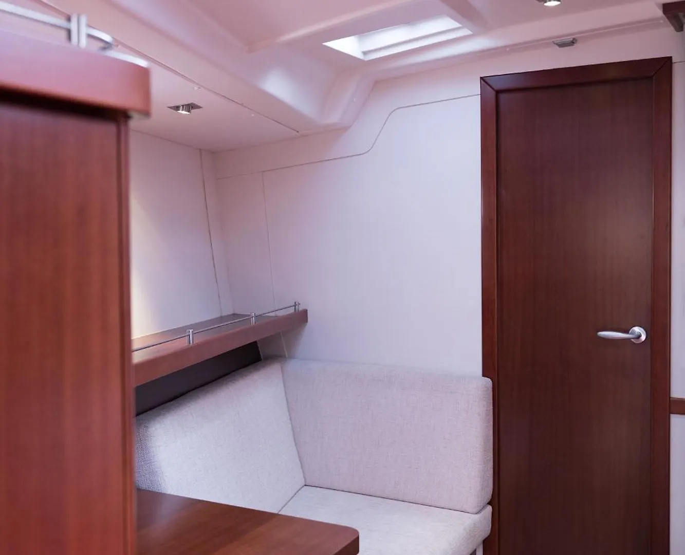 Hop Aboard! Sailing Excursion Included In Benátky Botel