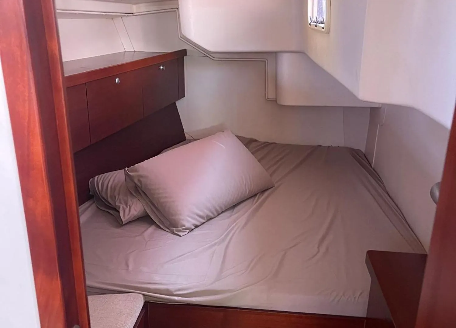 Botel Hop Aboard! Sailing Excursion Included In Venice