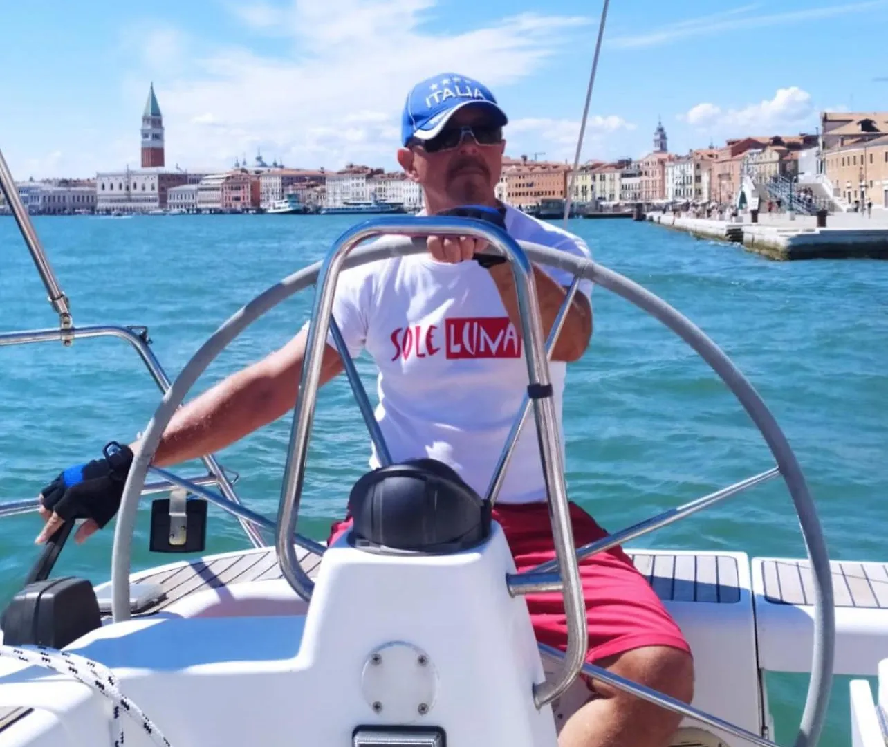 Botel Hop Aboard! Sailing Excursion Included In Venice