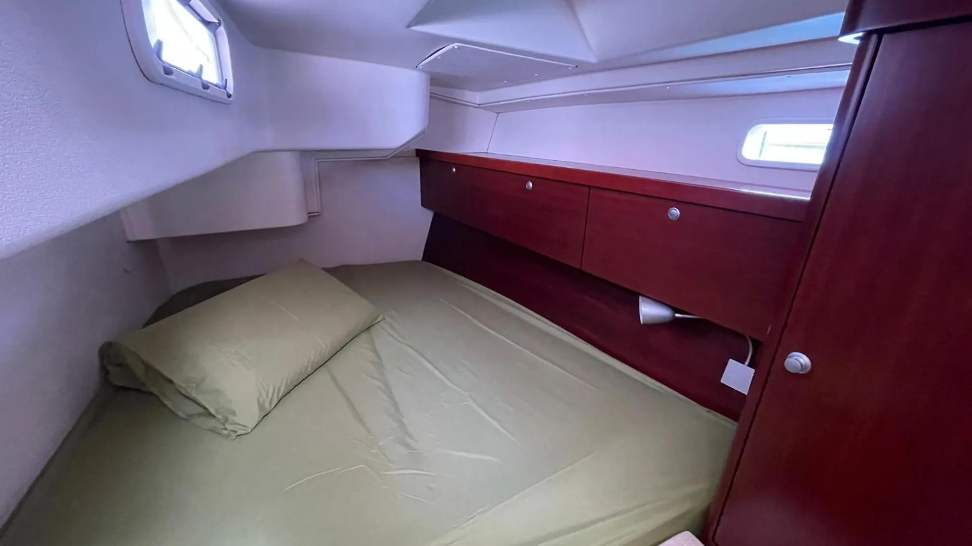 Hop Aboard! Sailing Excursion Included In Venice Botel